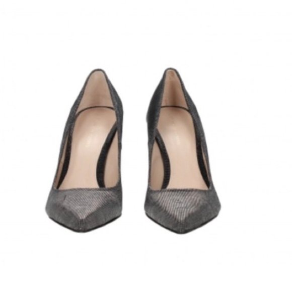 SOLD NWT STUART WEITZMAN Chicster Pump - Picture 3 of 5